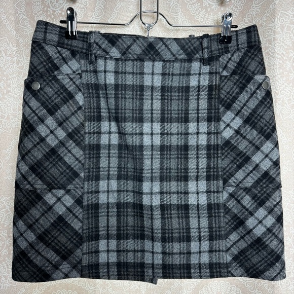Eddie Bauer Gray Black Wool Blend Tartan Plaid Lined Cargo Mini Skirt Size 8 - Picture 1 of 8